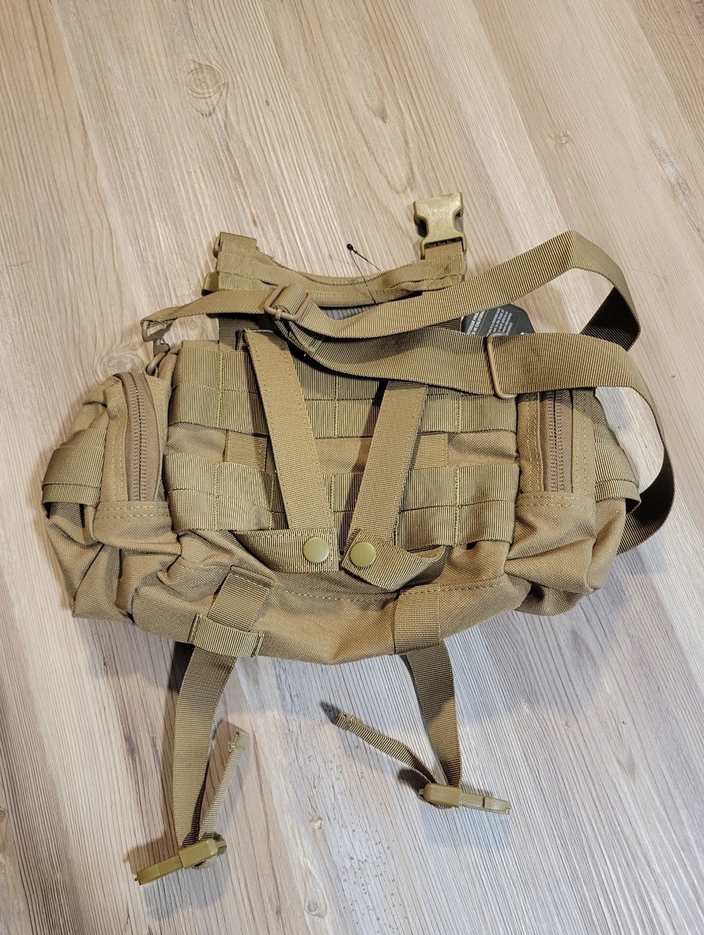Condor MOLLE Tactical Bag - Picture 2 of 5